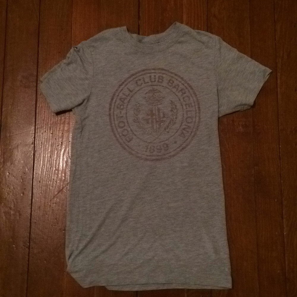 Nike Barcelona tee slim fit